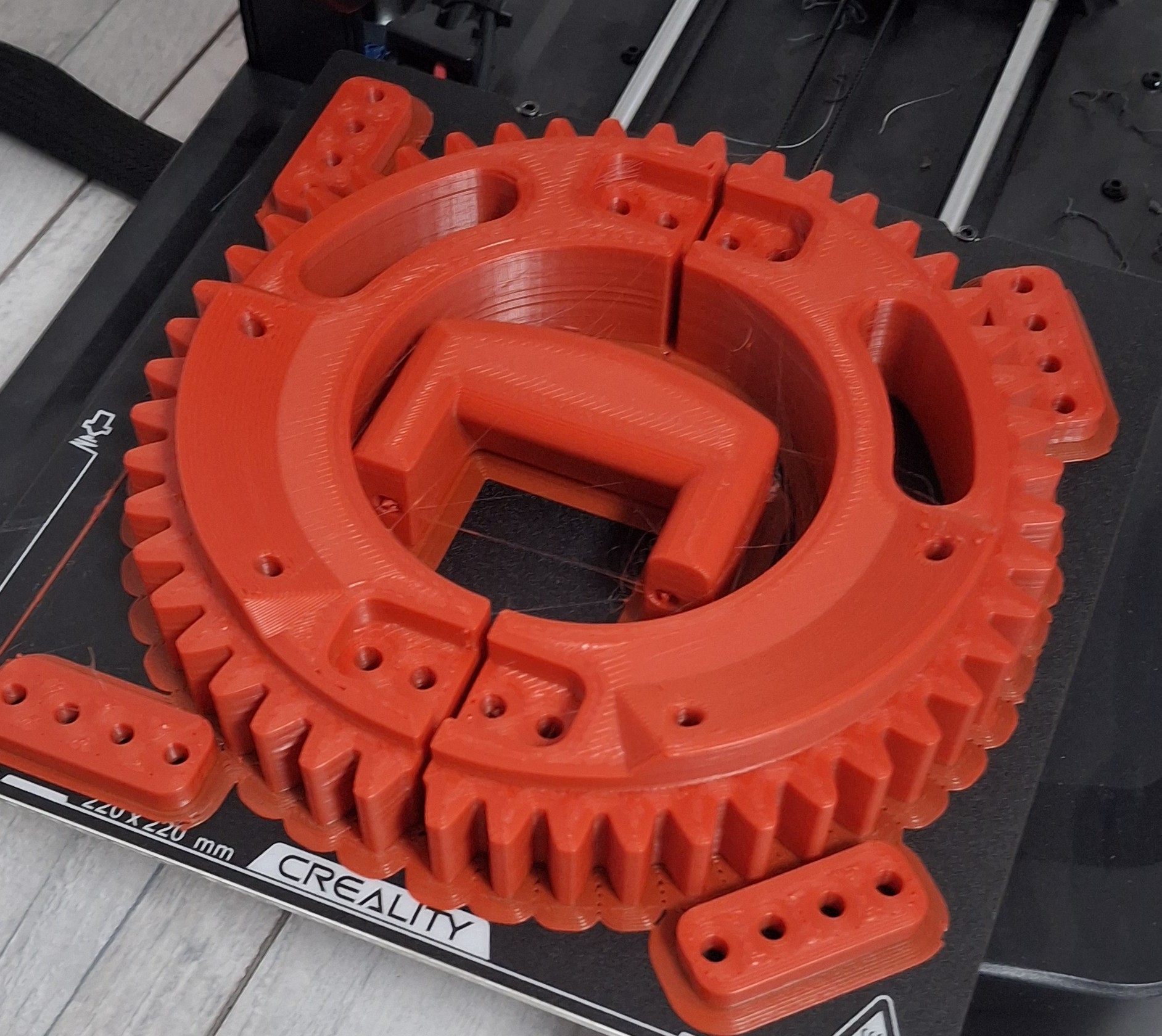 Egyedi fogaskerék robotkormányhoz